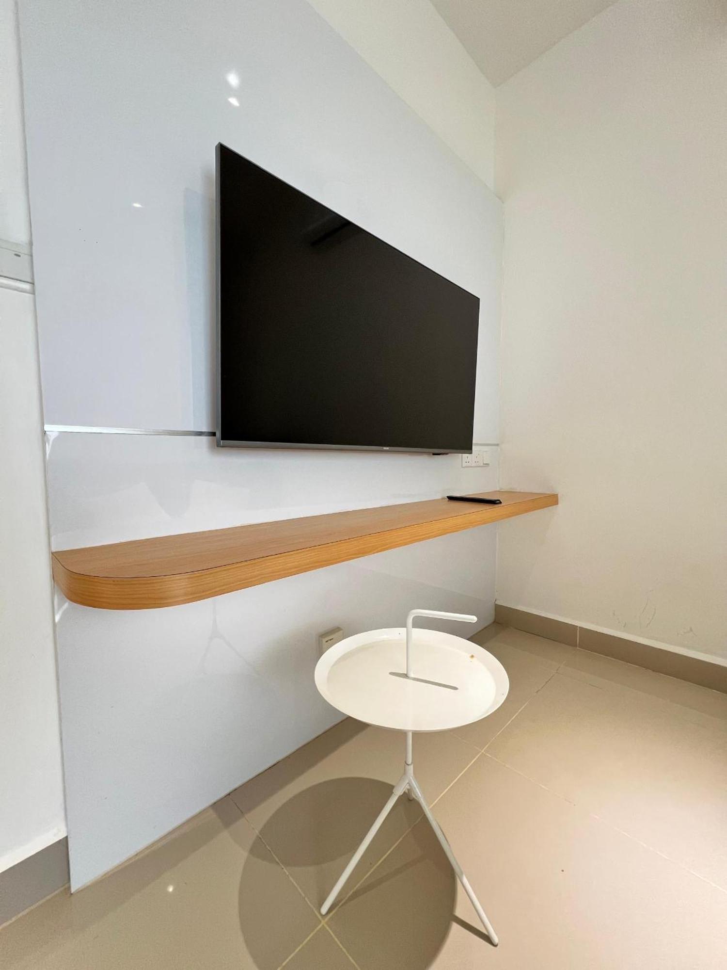 The Shore Executive Suites By Ys Luxury Kota Kinabalu Esterno foto