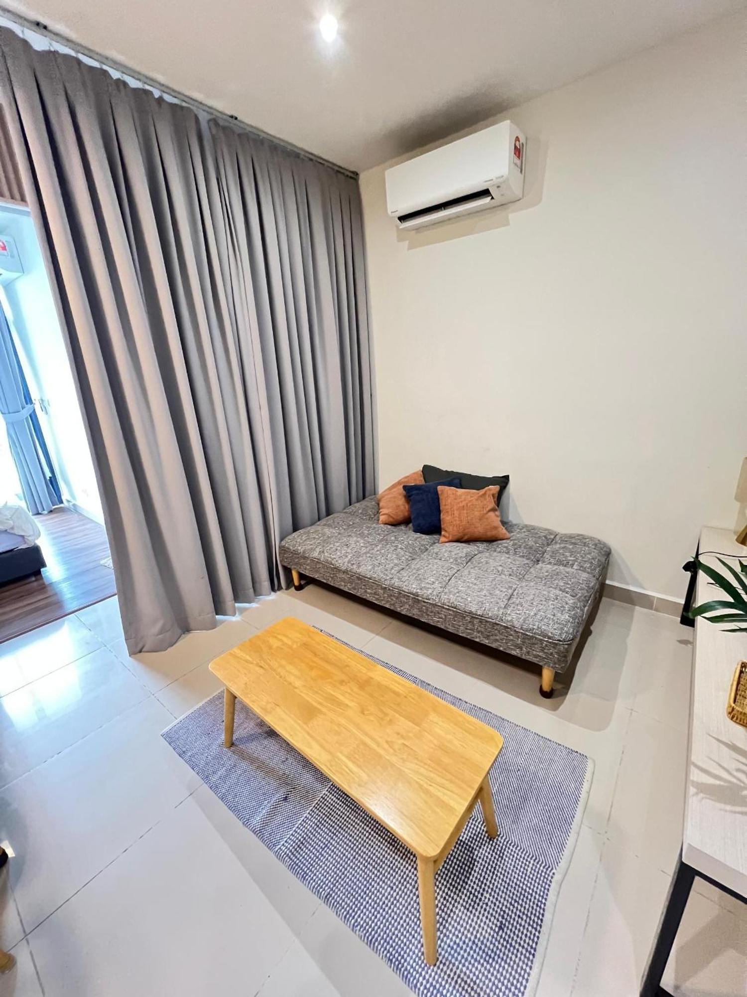 The Shore Executive Suites By Ys Luxury Kota Kinabalu Esterno foto